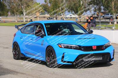 media/Mar-30-2025-Speed Ventures (Sun) [[39e6b1441d]]/Yellow/Grid/